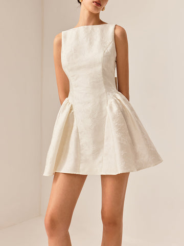 Clara | Elegantes Rückenfreies Kleid mit Rundhalsausschnitt