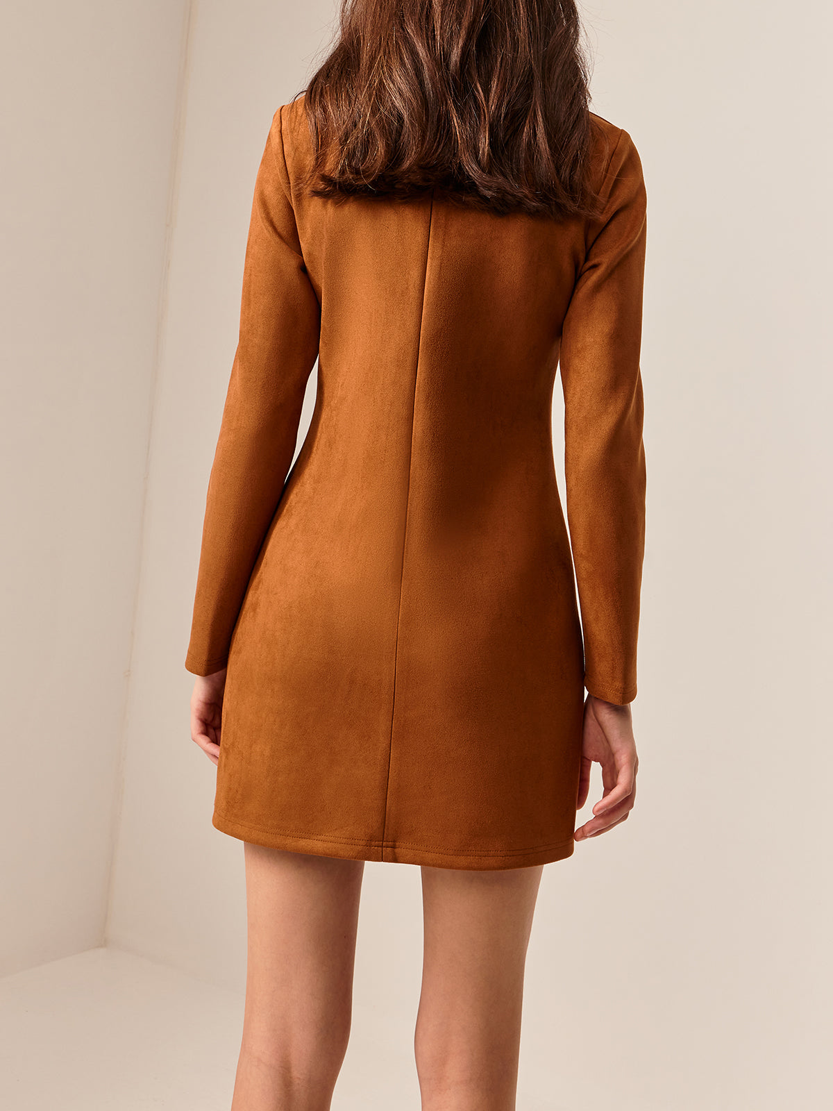 Lena | Elegantes Wildlederkleid mit Metall-Details