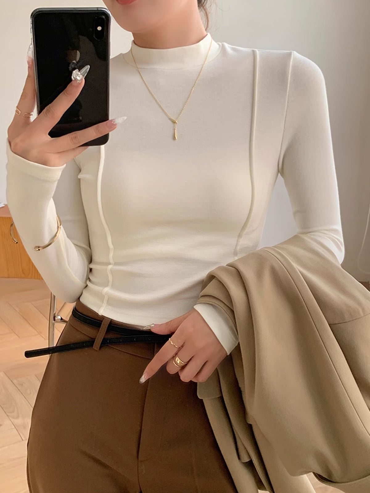 Clara | Schlichte Jersey-Piping-Bluse