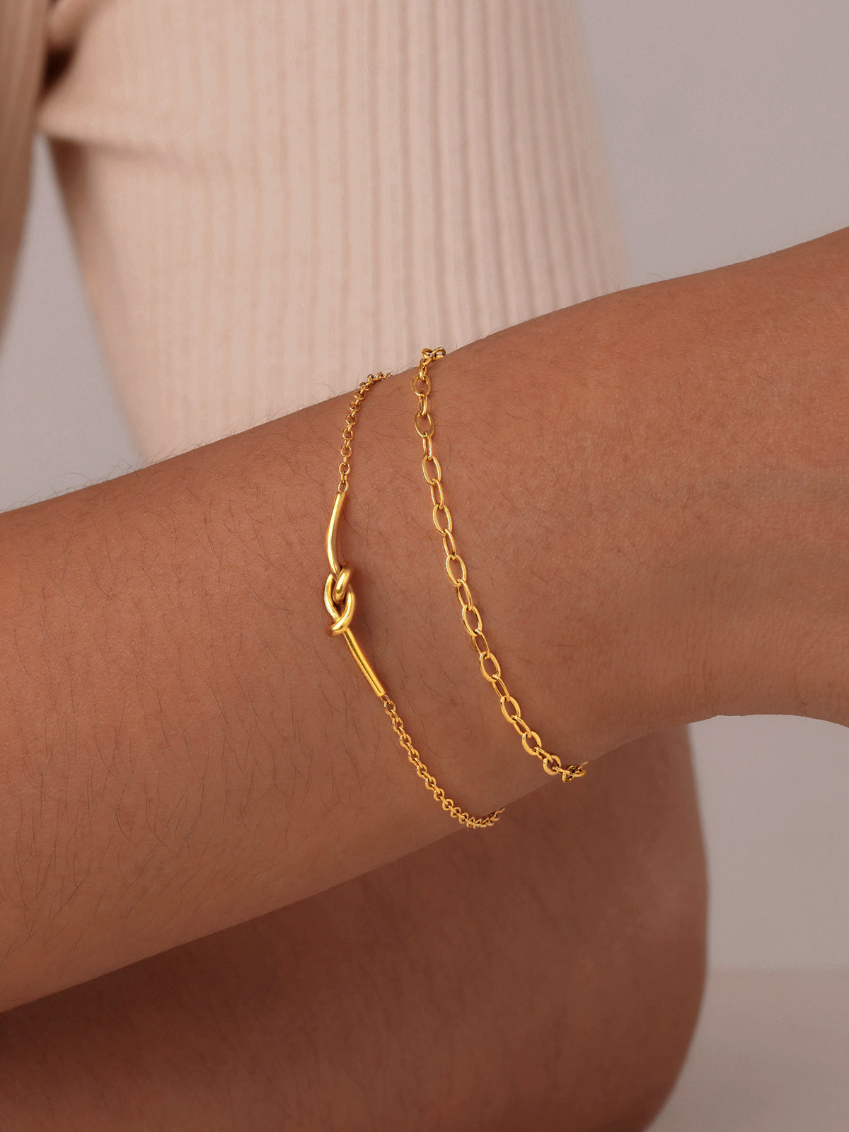 Leonie | Elegantes Doppellagiges Knotenarmband