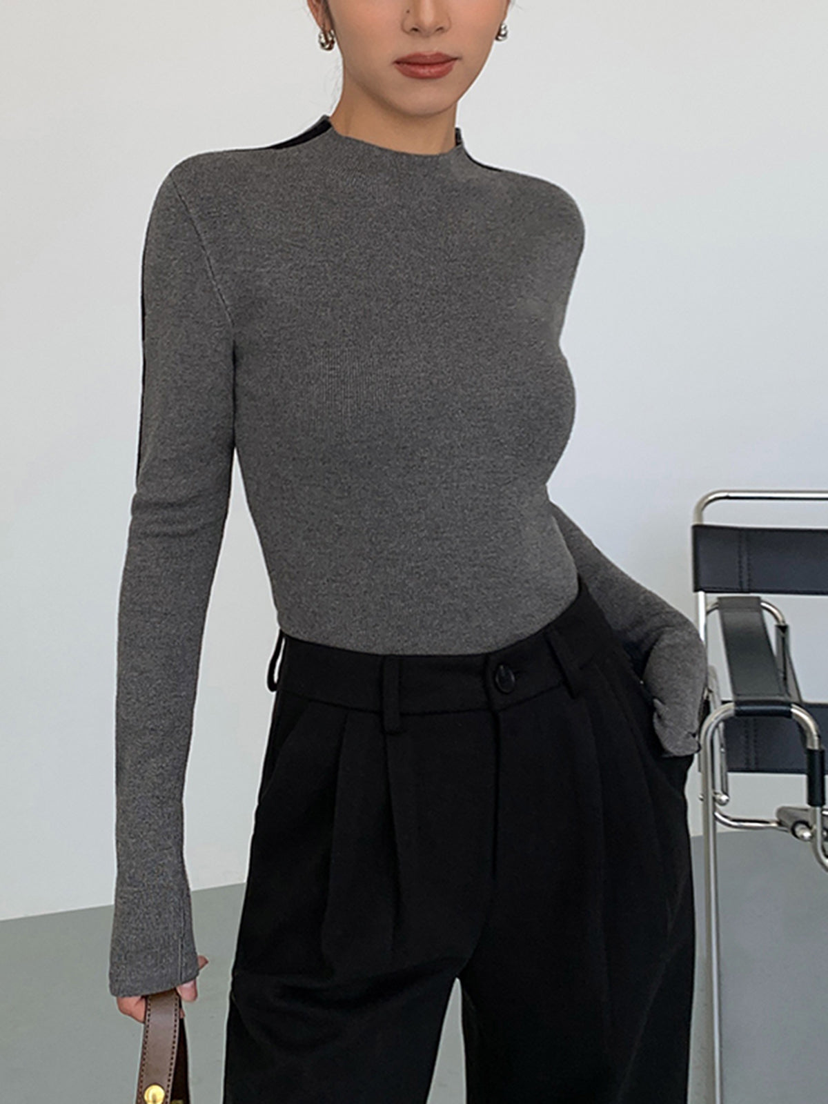 Tobias | Stilvoller Rundhals-Pullover mit Kontrastkante