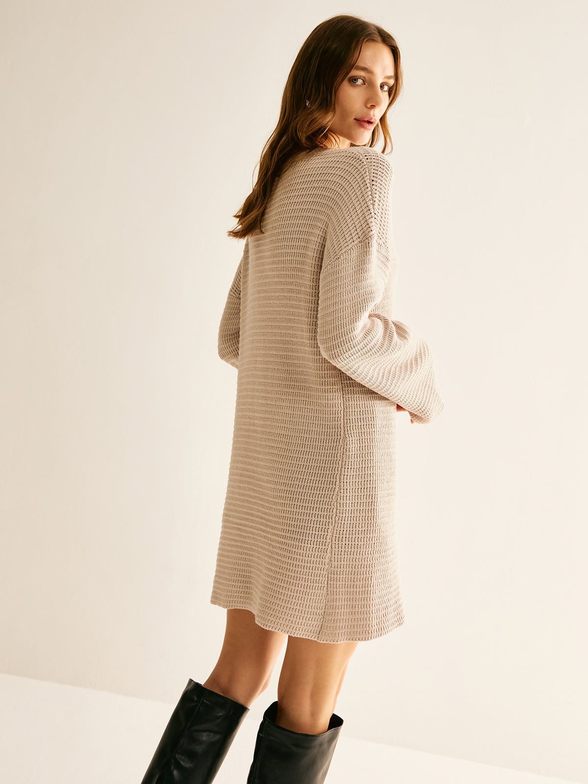 Max | Minimalistischer Crew Neck Pullover ohne Gürtel