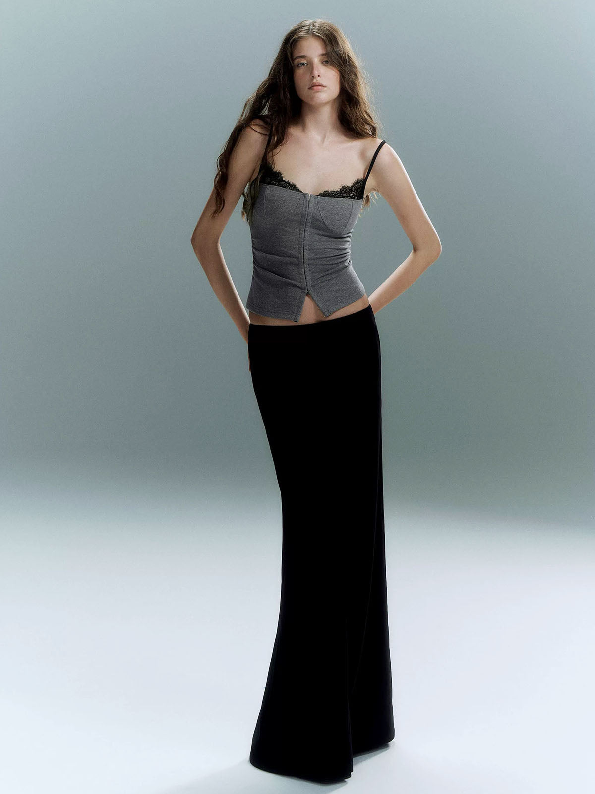 Emilia | Elegantes Korsett mit Spitzenbesatz