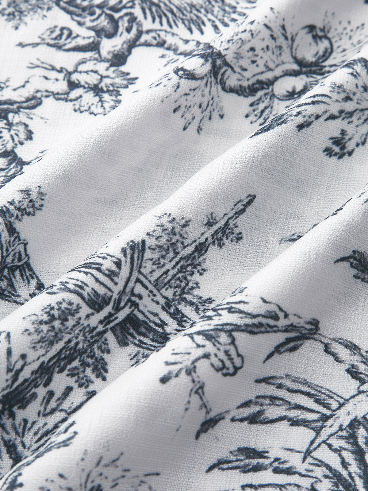 Clara | A-Linien-Kleid mit kunstvollem Druck