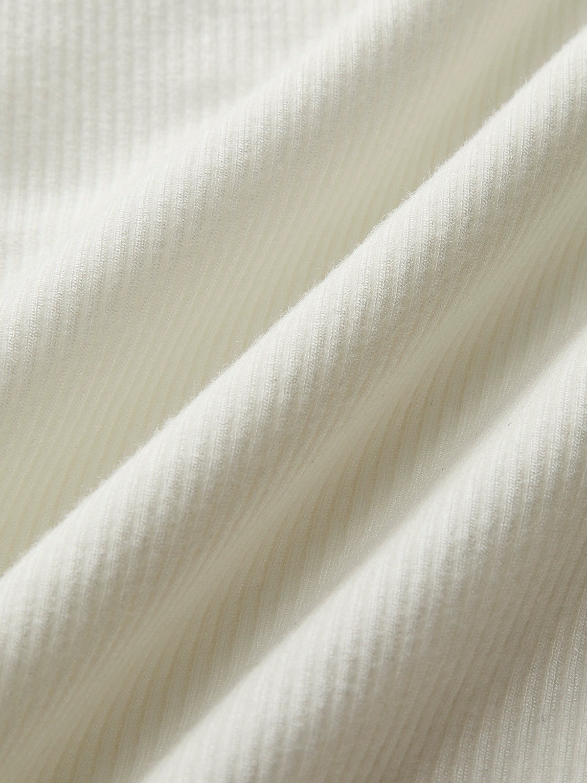 Clara | Ripp-Langarmshirt mit Herz-Ausschnitt