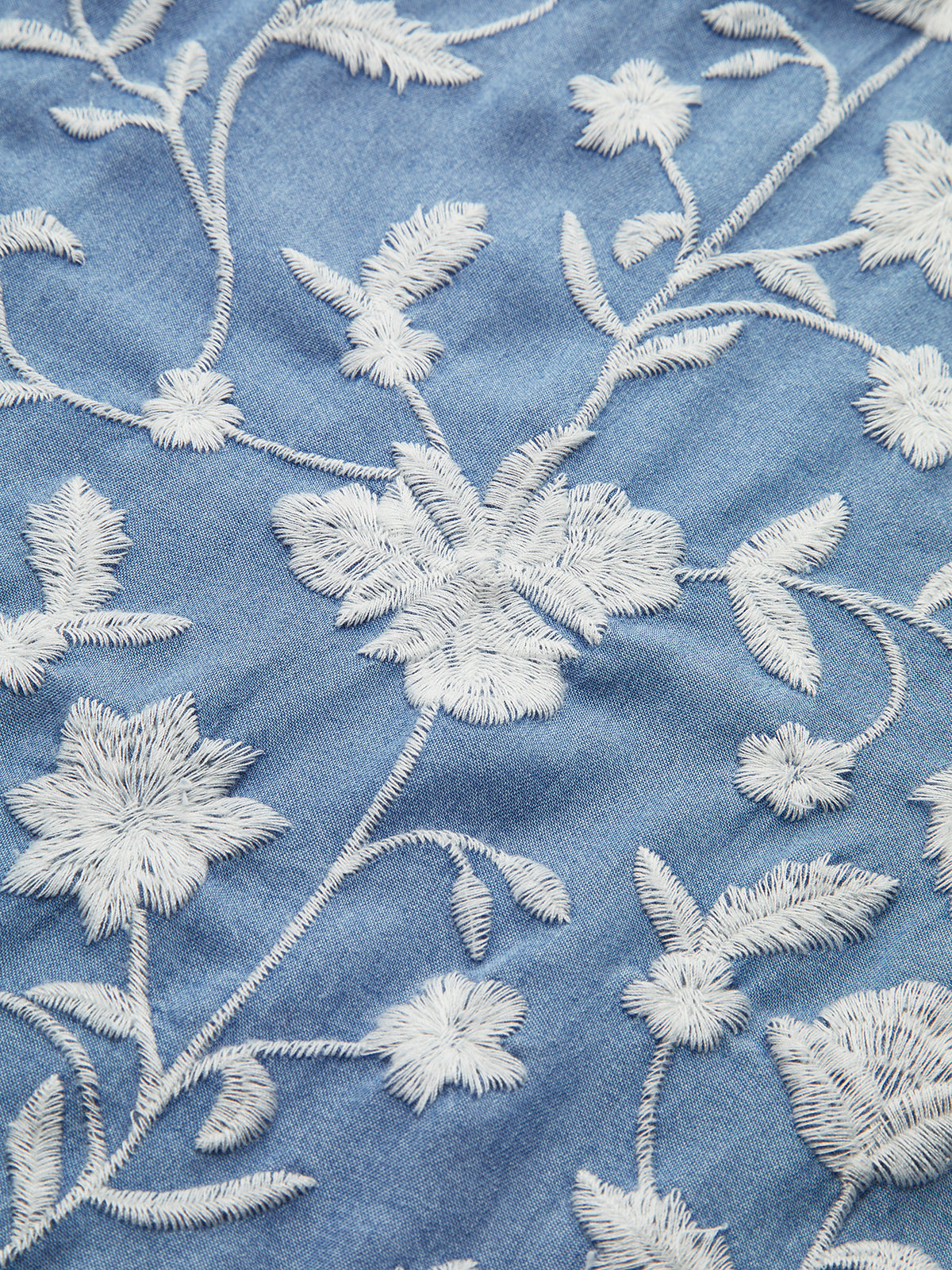 Sophia | Elegantes V-Ausschnitt Besticktes Shirt