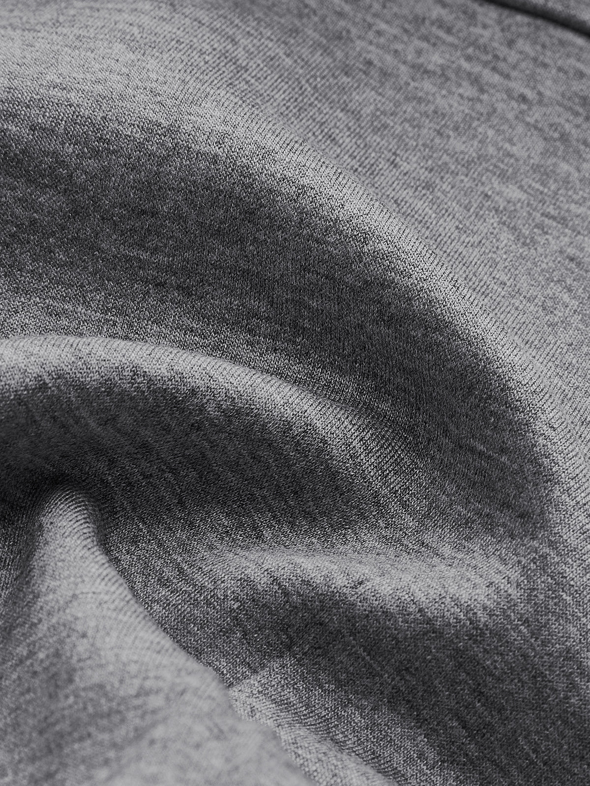 Clara | Modisches asymmetrisches Maxikleid mit geteiltem Rundhalsausschnitt