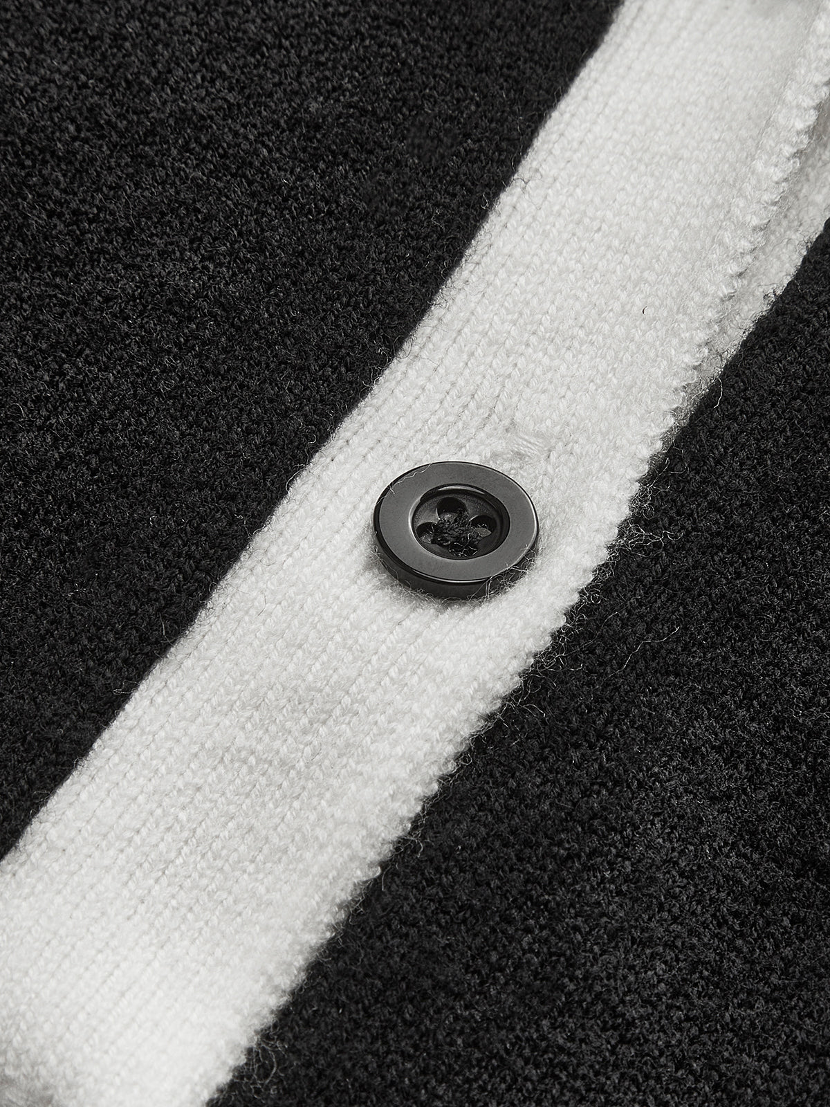 Clara | Kontrast-Bindungs V-Ausschnitt Strick-Jumpsuit