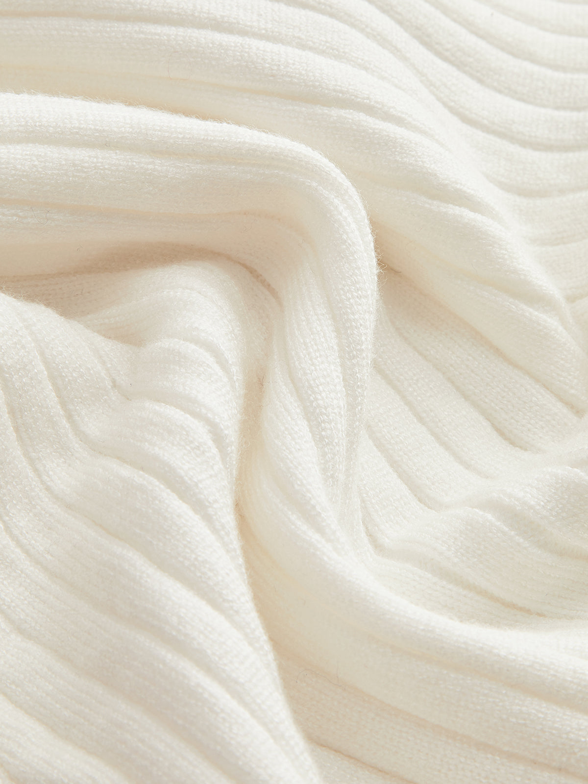 Lena | Elegantes Stricktop mit Knopfdetails