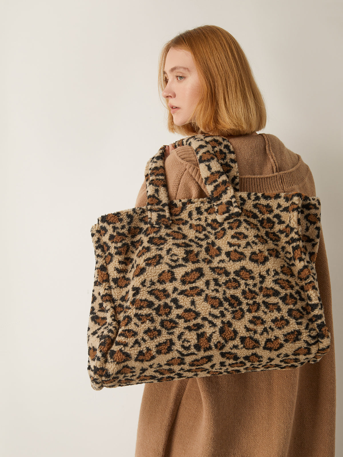Sophie | Kuschelige Schultertasche im Leopardenmuster