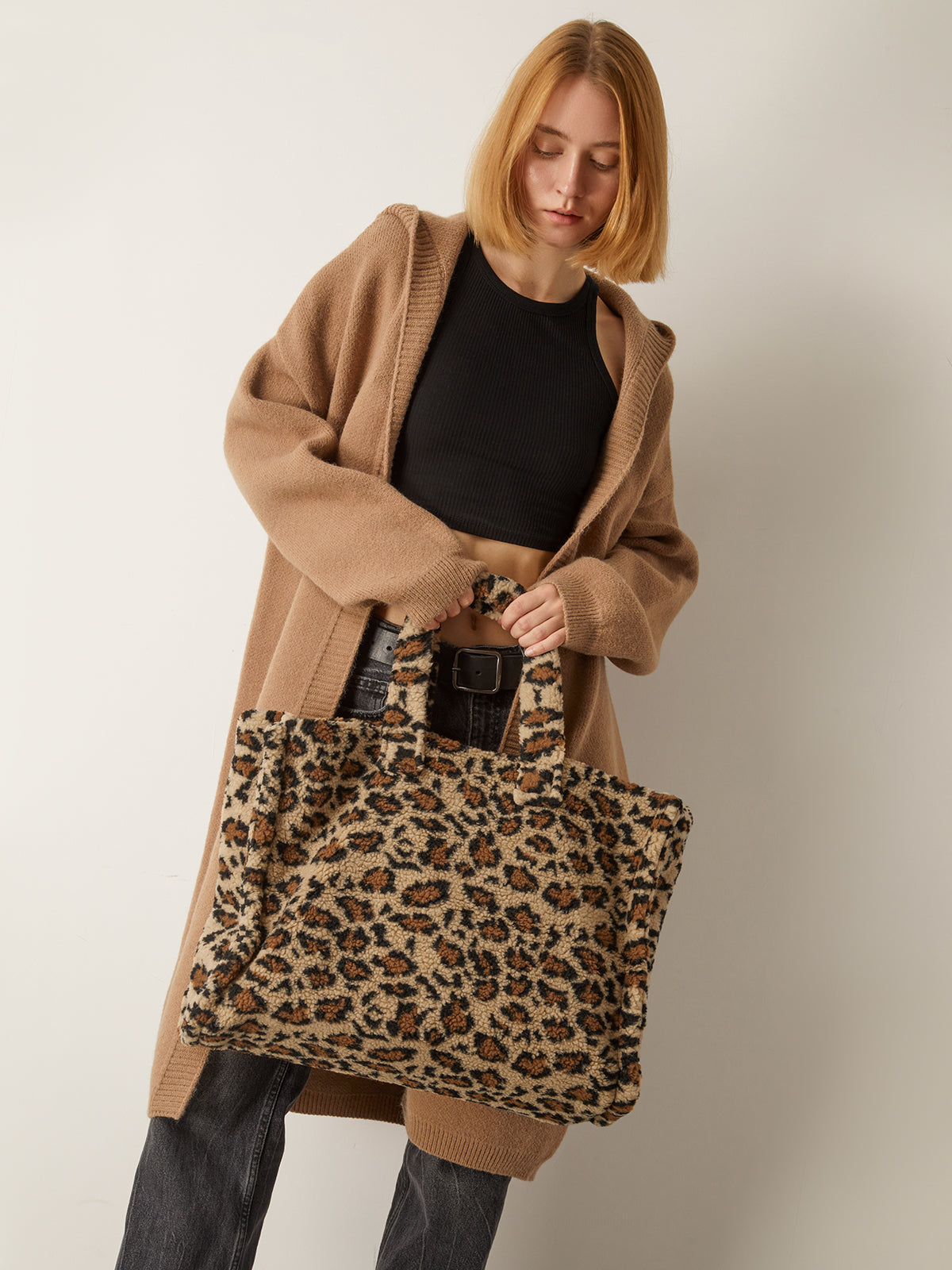 Sophie | Kuschelige Schultertasche im Leopardenmuster