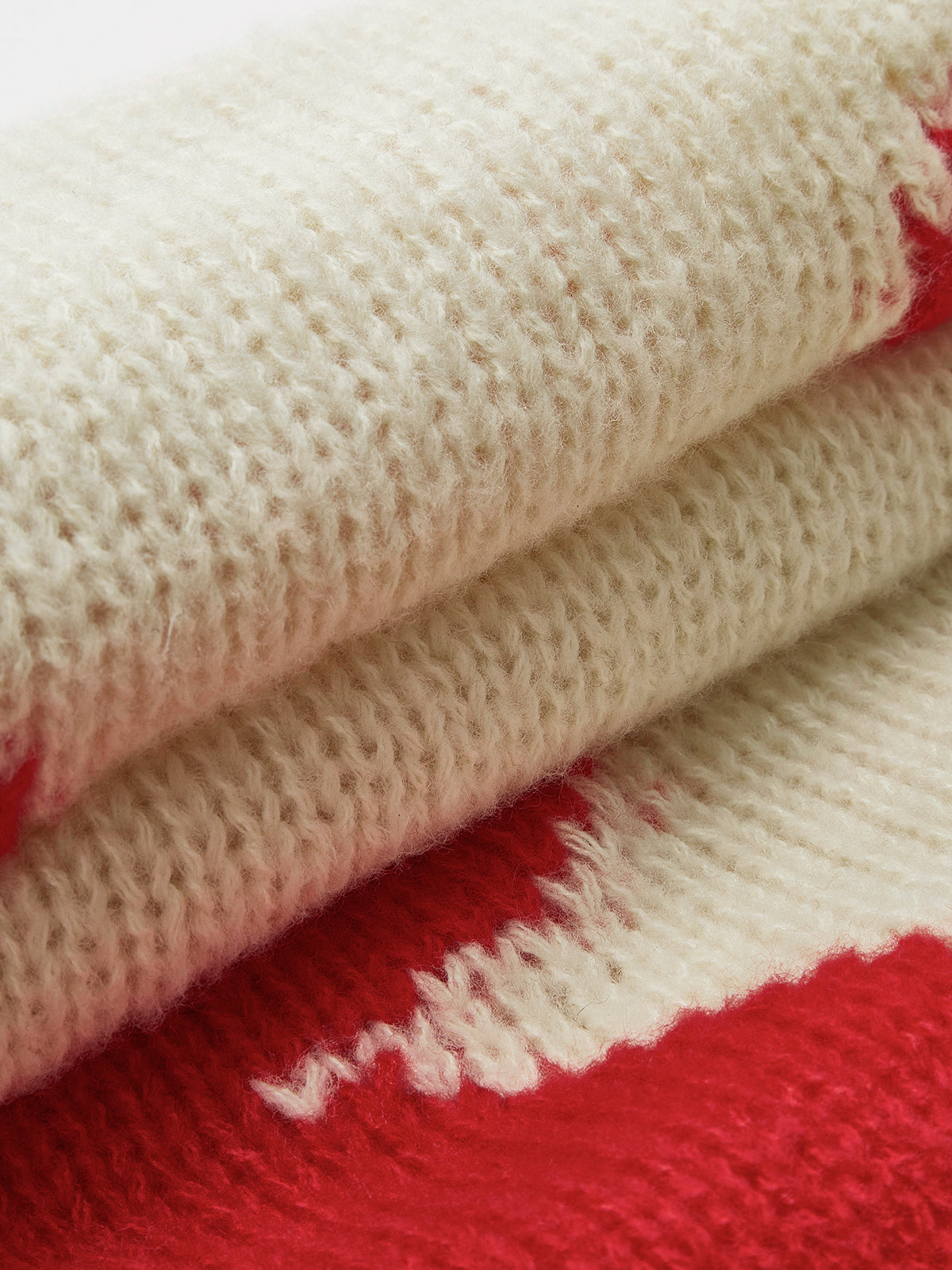 Emilia | Stricktop mit Blumenmotiv