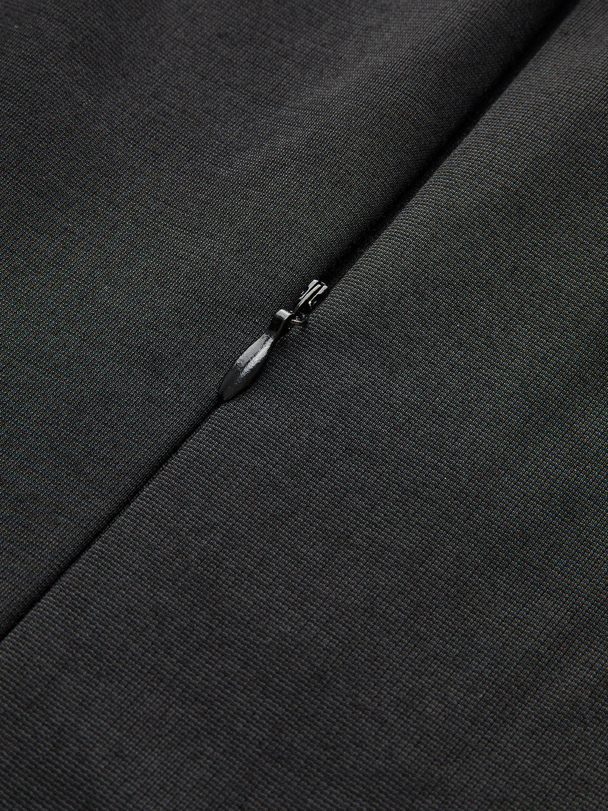 Clara | Zweifarbiges, plissiertes Maxikleid