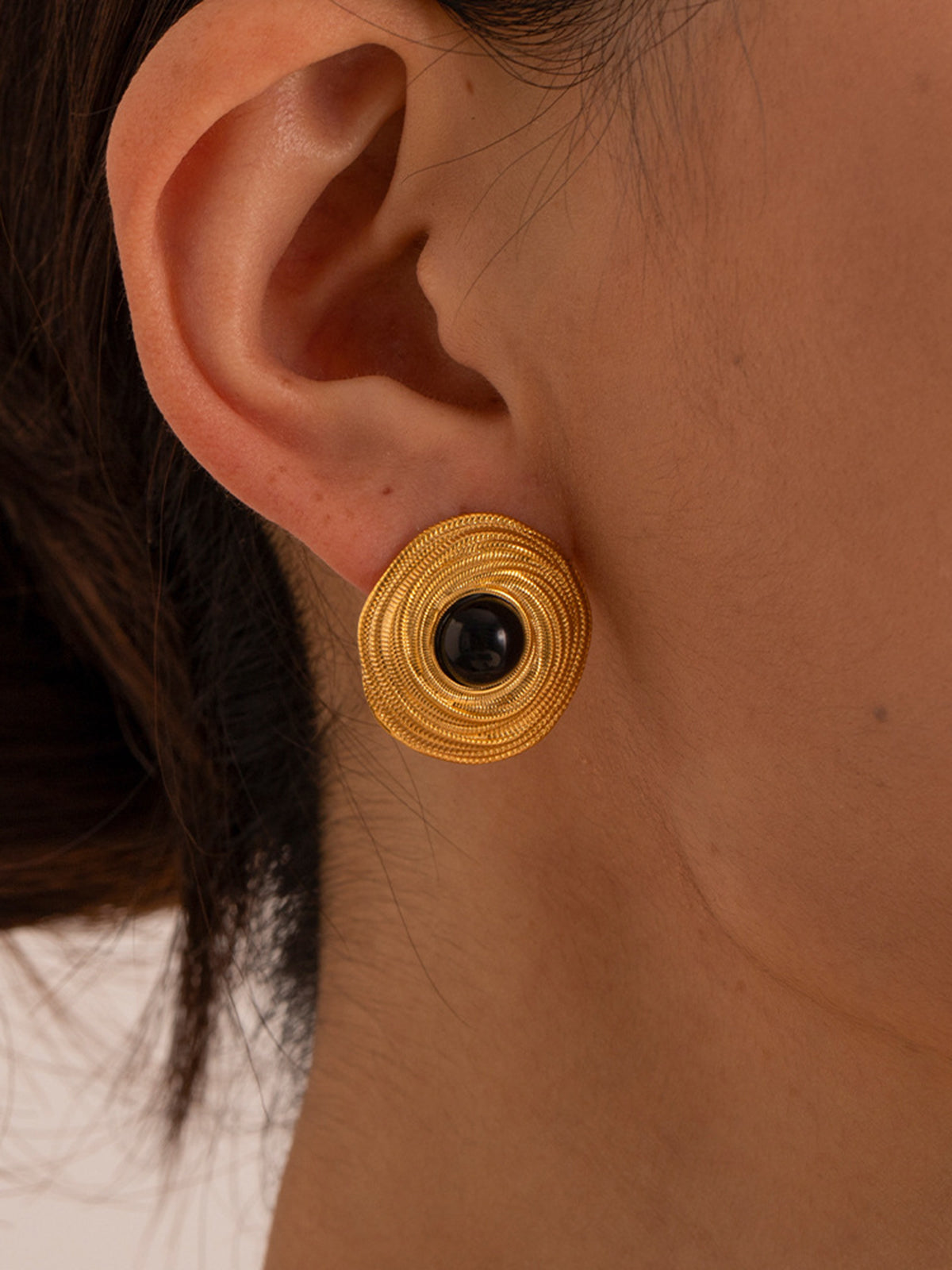 Julia | Hoop Ohrringe aus goldenem schwarzem Onyx