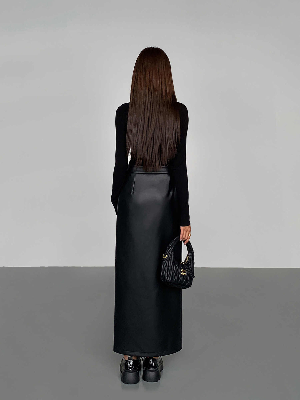 Anna | Eleganter Kunstleder Midi-Rock mit Schlitzdesign