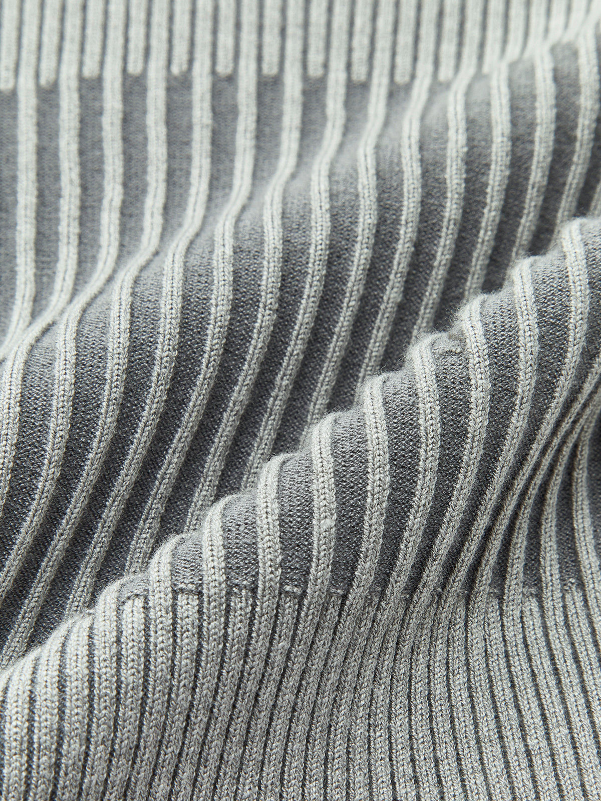 Lena | Modisches Stricktop mit Farbblockdesign