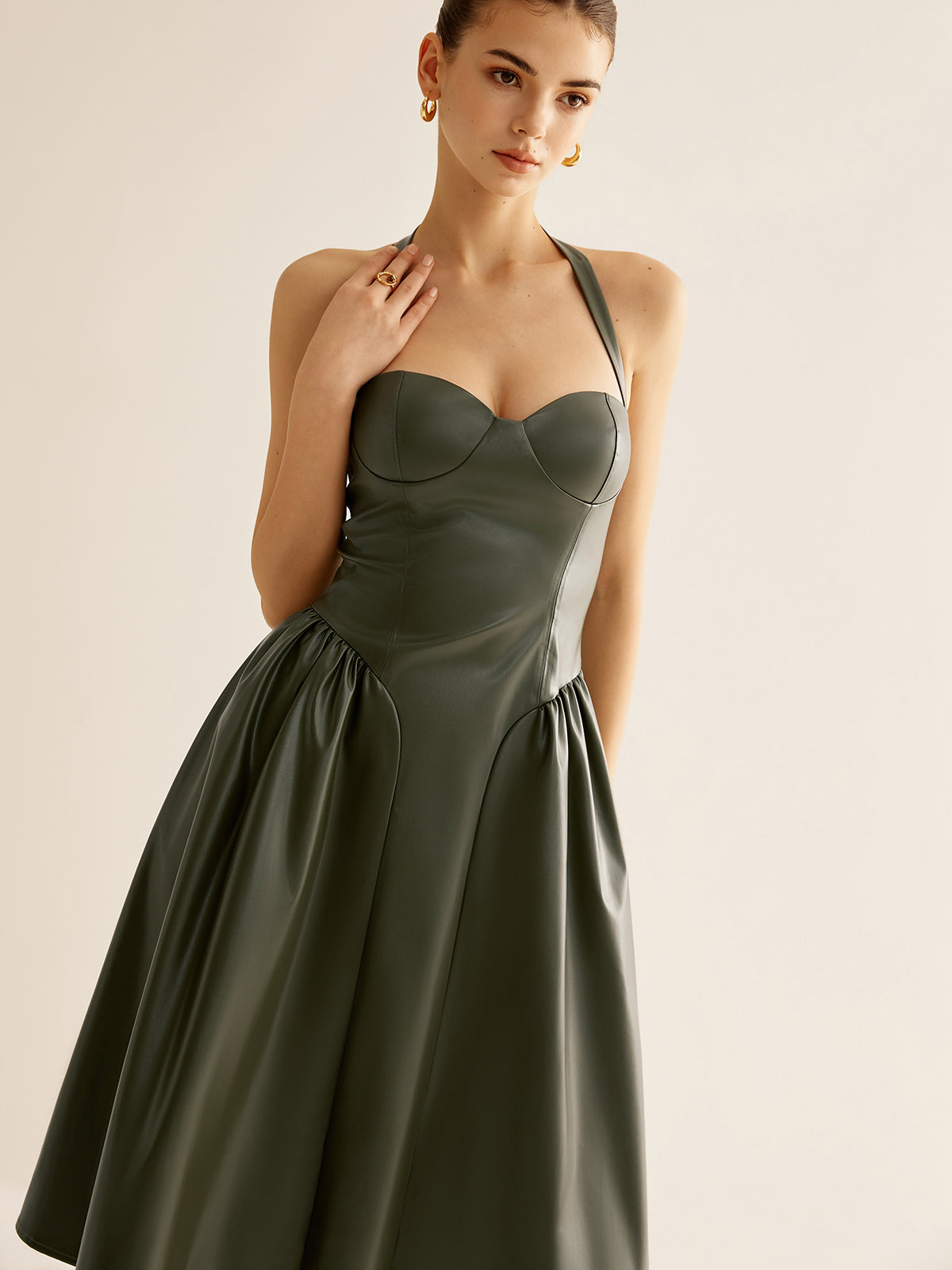 Sofia | Plissiertes PU-Leder Cami Kleid