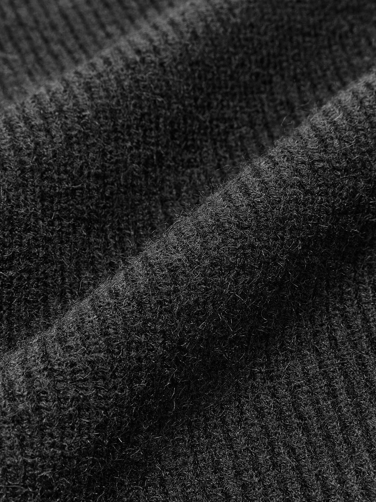 Mia | Eleganter Patchwork Pullover mit V-Ausschnitt und Knopfleiste