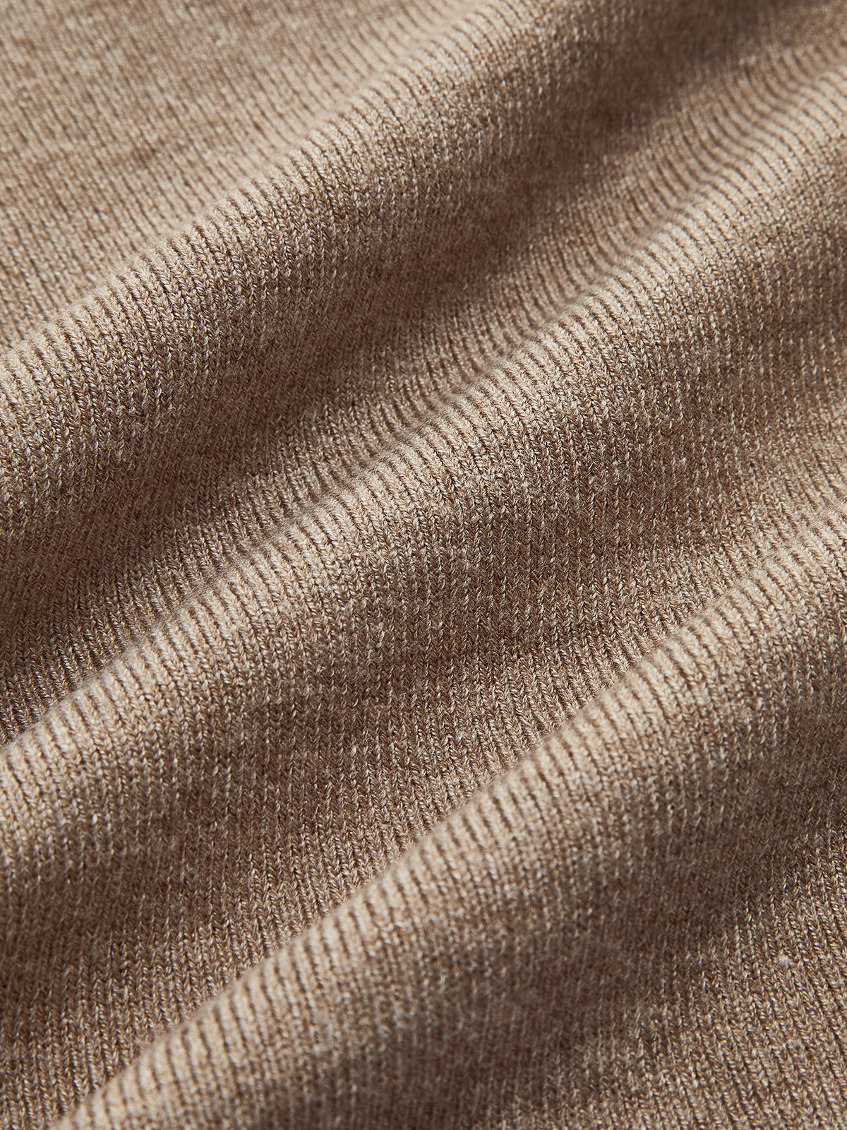 Lora | Asymmetrisches Patchwork-Top mit langen Ärmeln