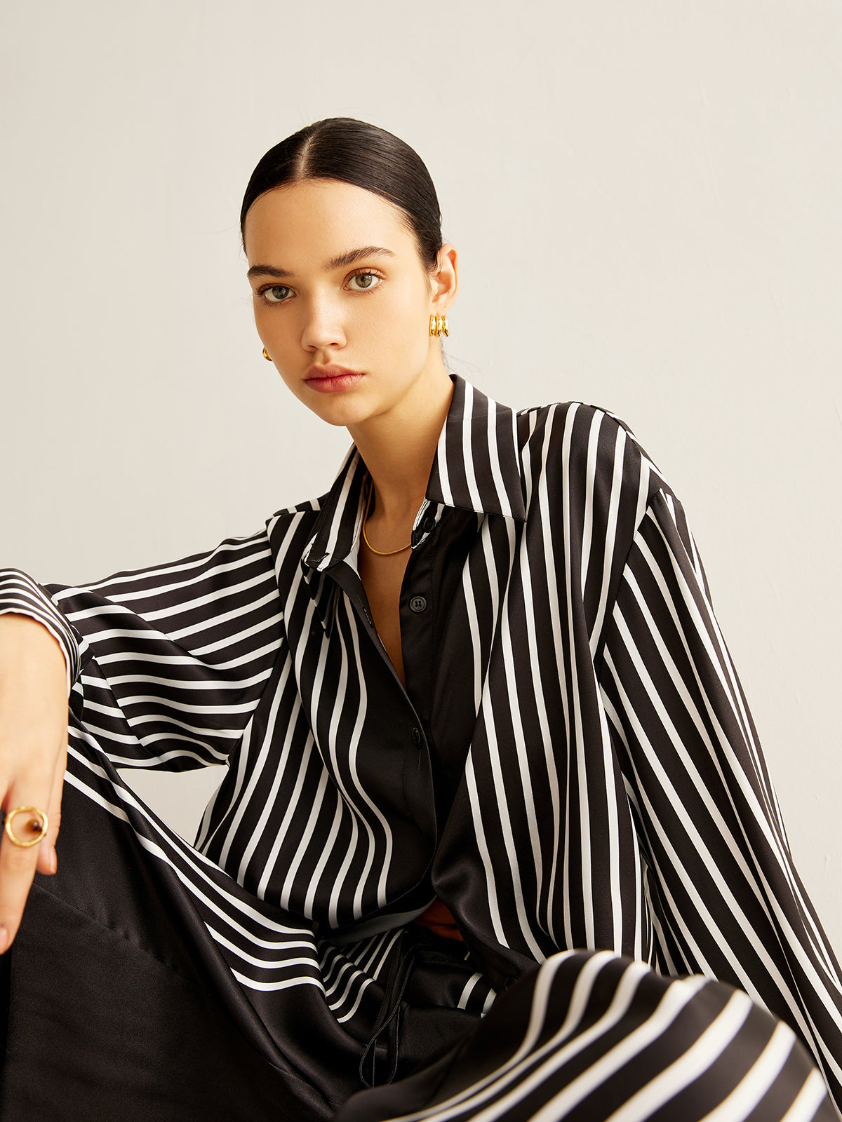 Clara | Eleganter Hosenanzug mit Blockstreifen