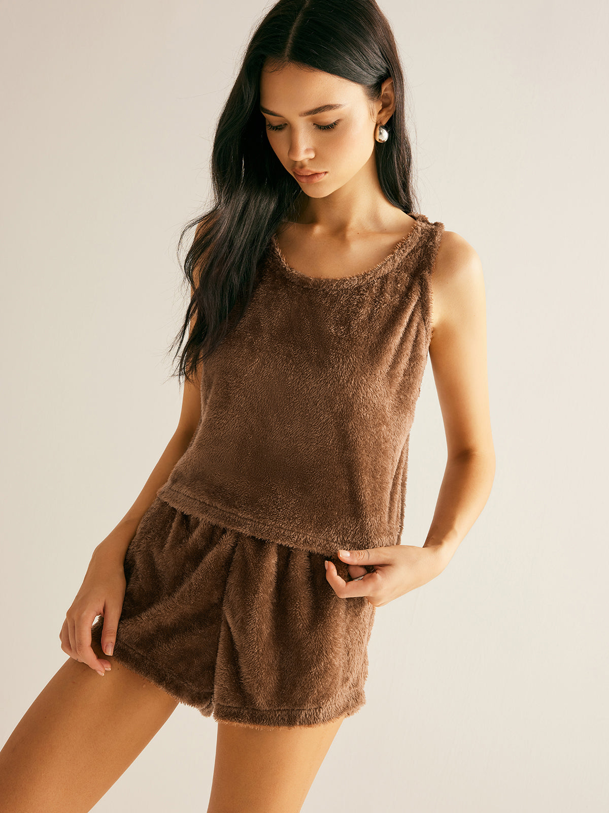 Emilia | Elegantes Samt-Drei-Teile-Shorts-Set