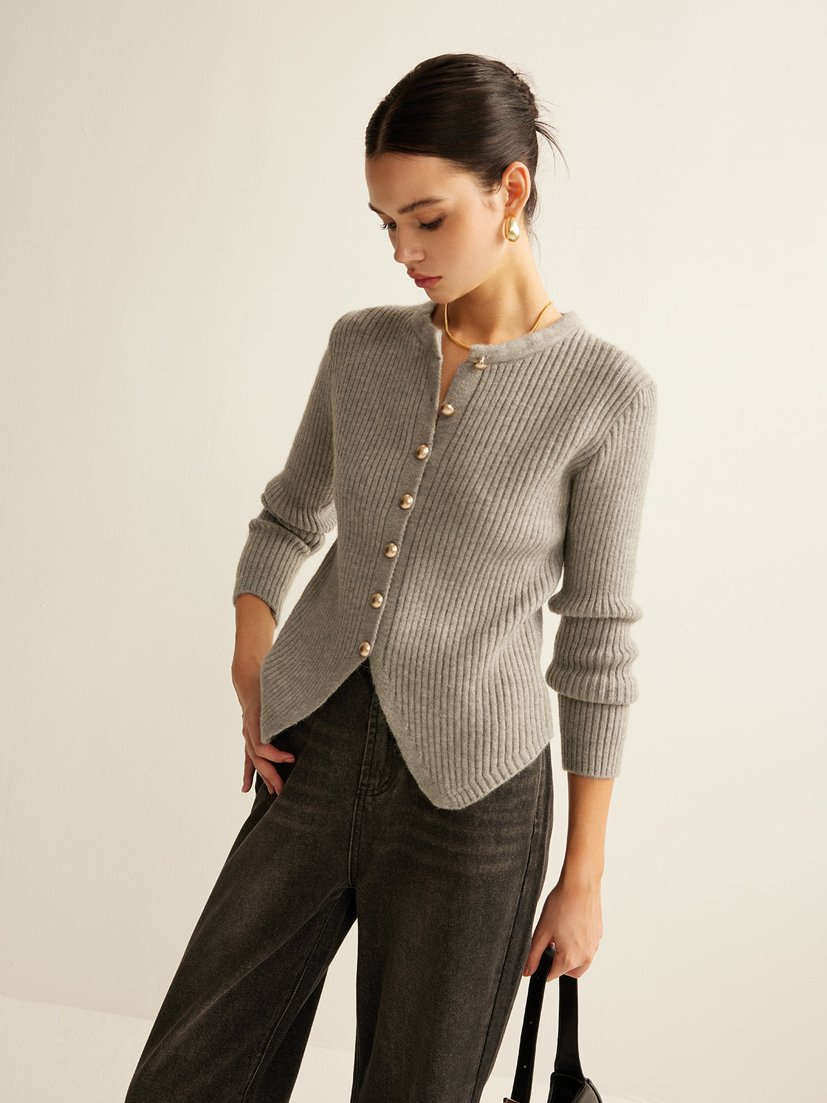 Max | Eleganter Knopf-Cardigan