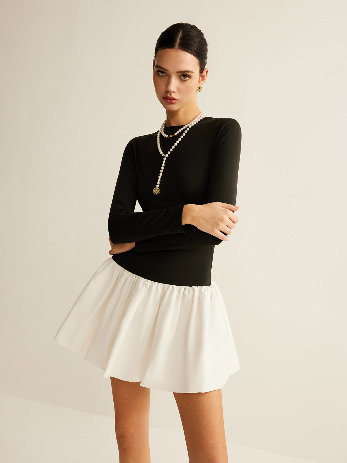 Mia | Elegantes Slim Kleid mit Zwei-Ton-Panel