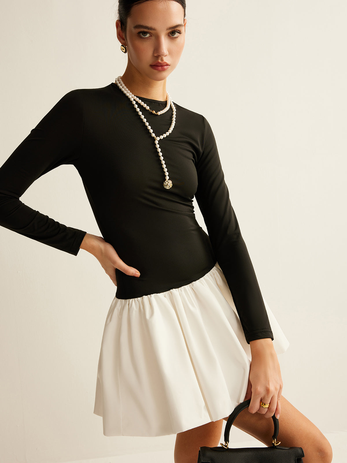 Mia | Elegantes Slim Kleid mit Zwei-Ton-Panel