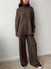 Emilia | Elegantes Rollkragen-Strickhosen-Set
