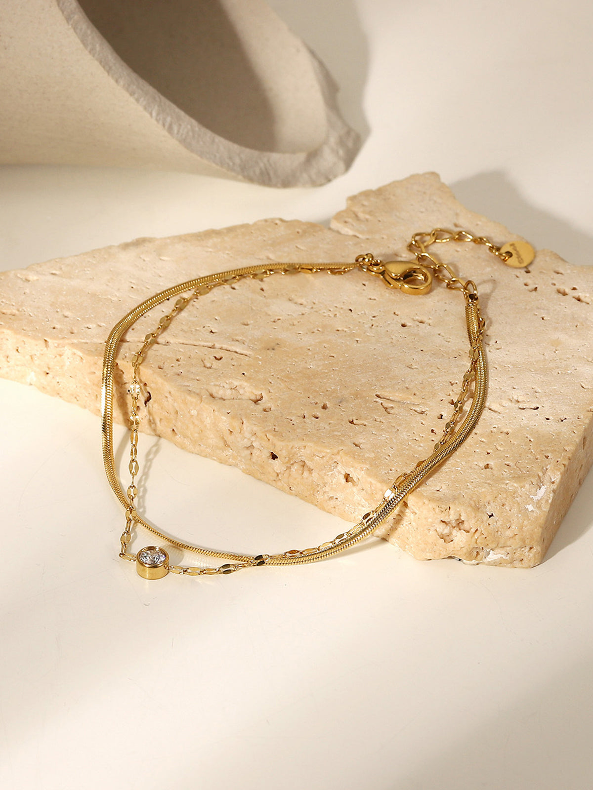 Leonie | Glänzendes Doppelketten-Rhinestone-Armband