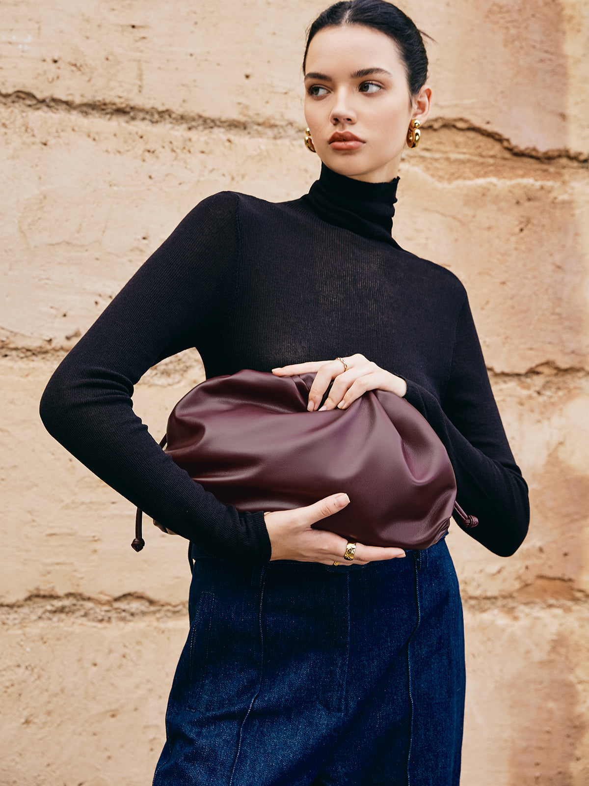 Clara | Elegante Clutch mit Kordelzug