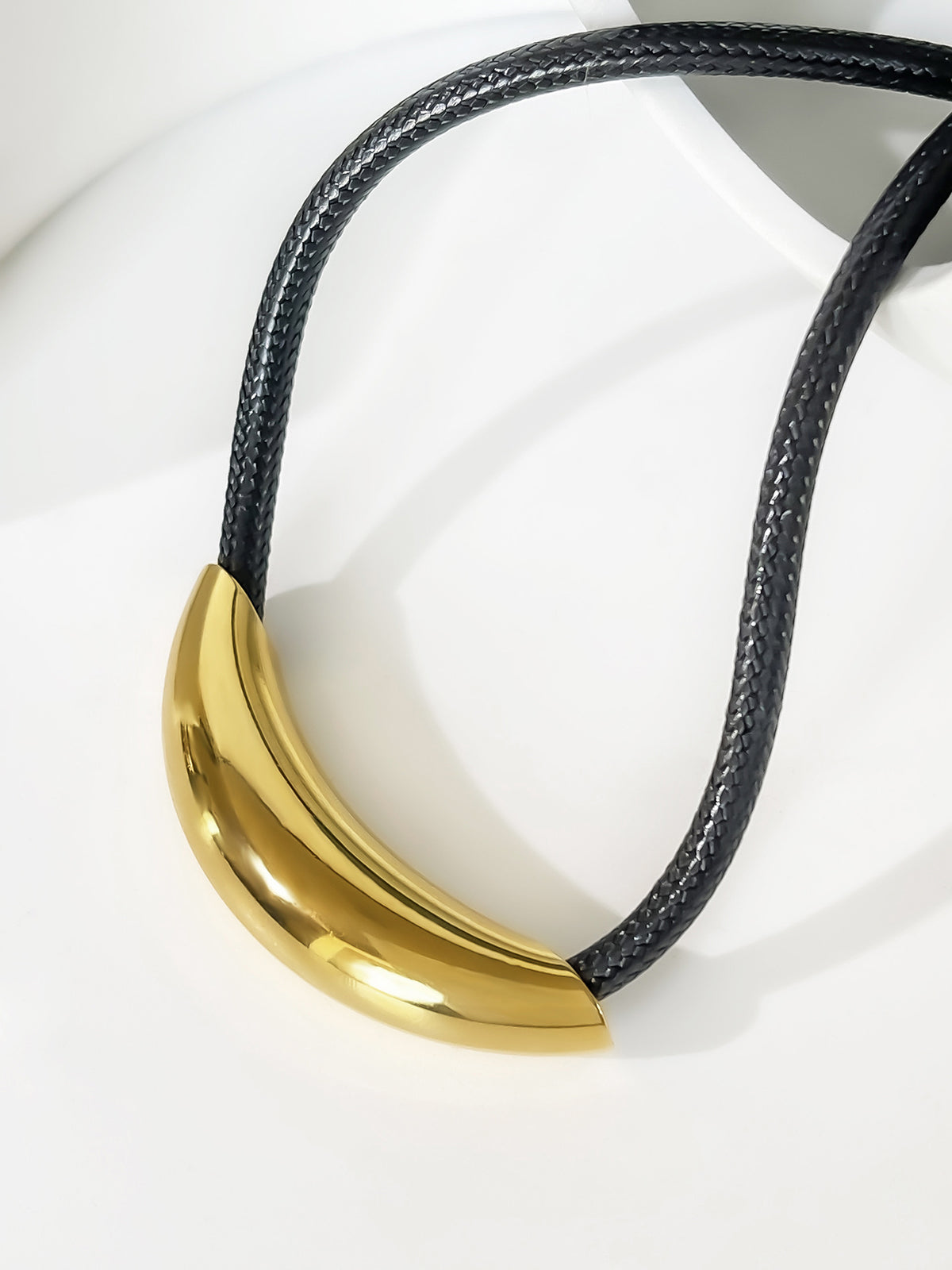 Max | Eleganter Golden Tube Rope Choker