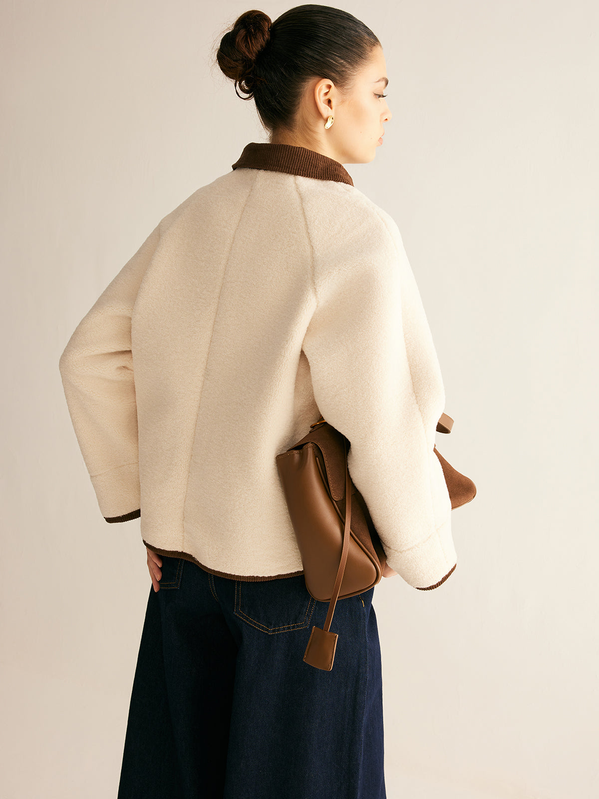 Clara | Kuschelige Minky Jacke mit Kontrastdesign