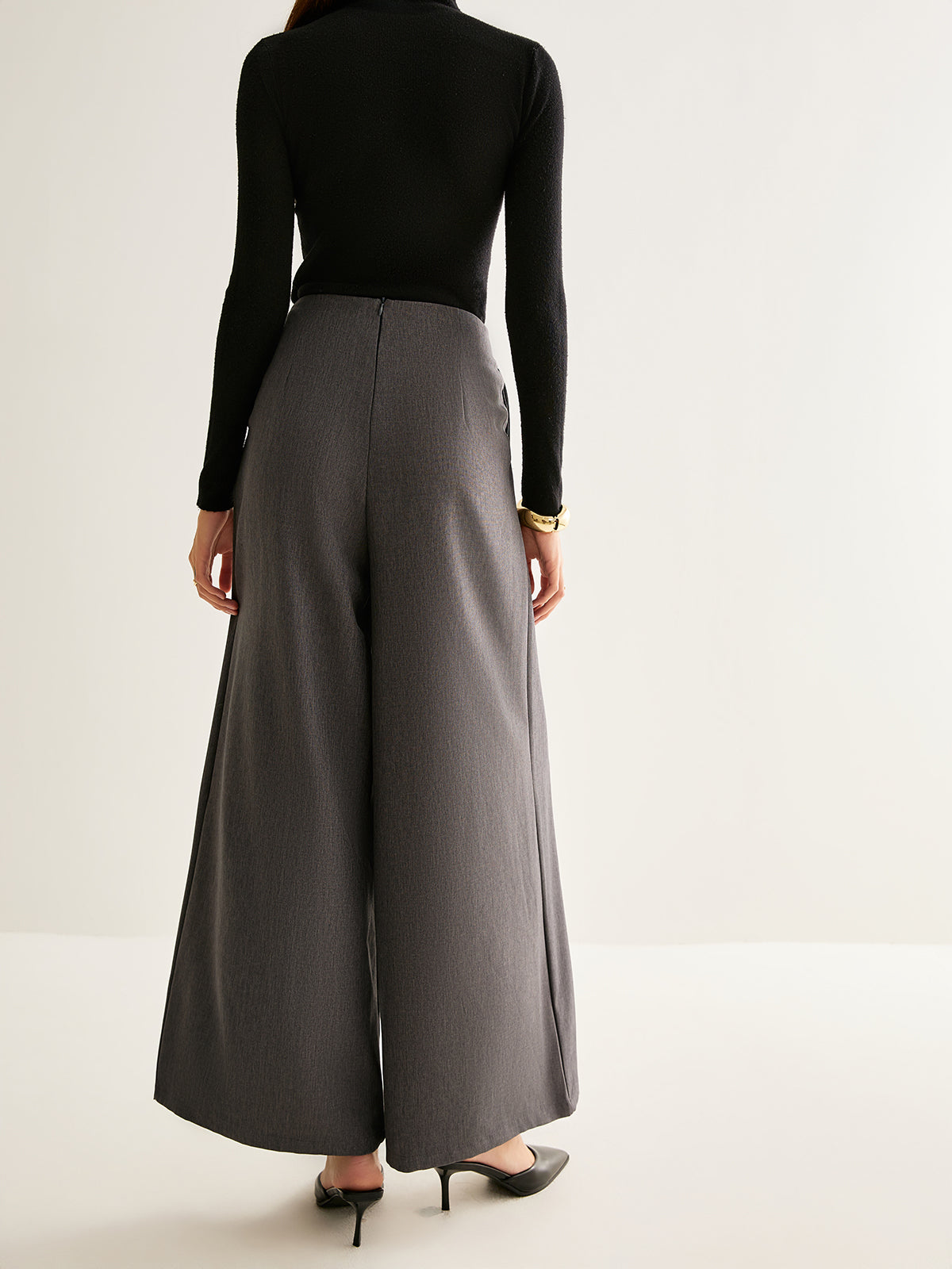 Lena | Falten- und Reißverschluss-Hosen