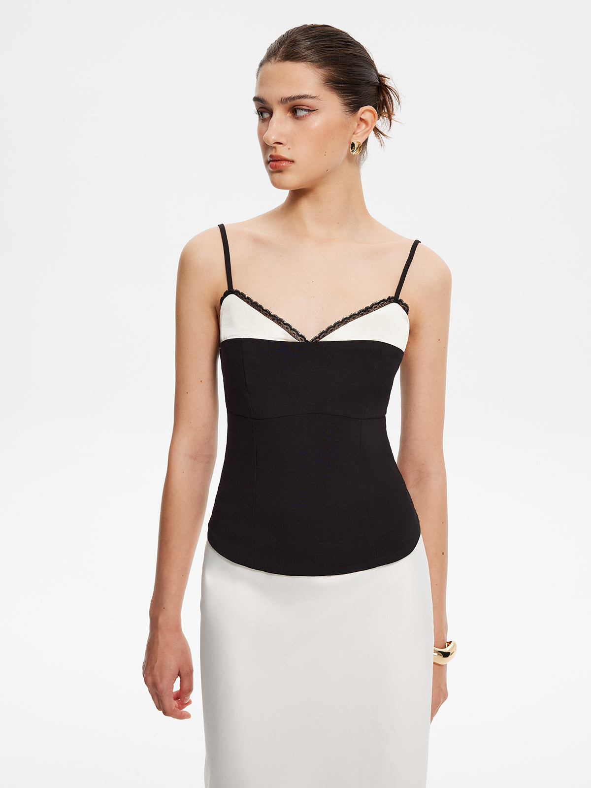 Clara | Charmantes Cami Top mit Spitzenbesatz