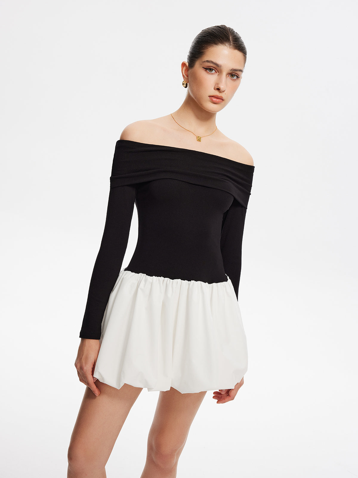 Leni Kleid | Modisches Off-Shoulder Bubble Kleid