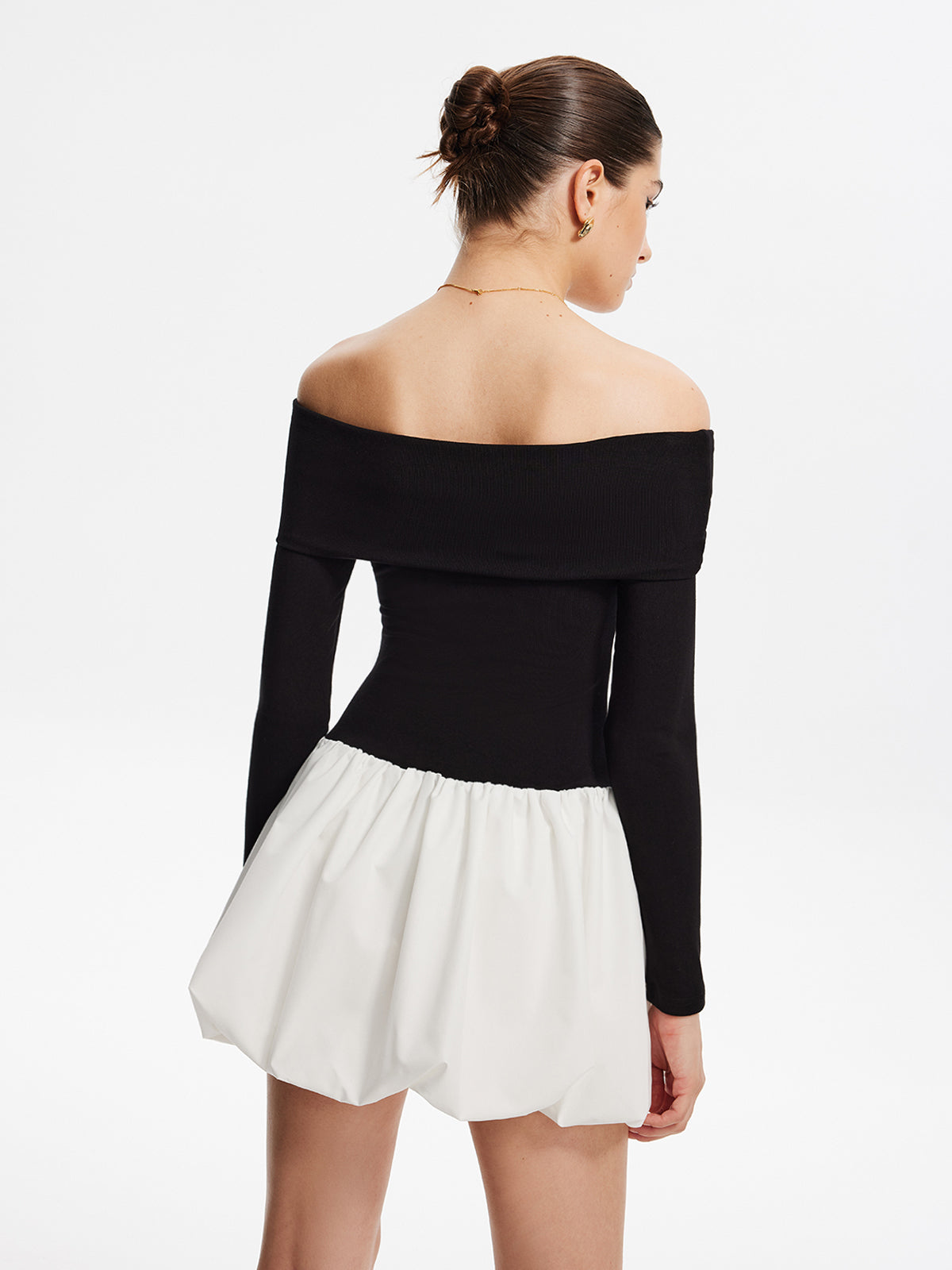 Leni Kleid | Modisches Off-Shoulder Bubble Kleid