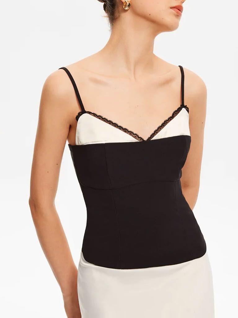 Clara | Charmantes Cami Top mit Spitzenbesatz