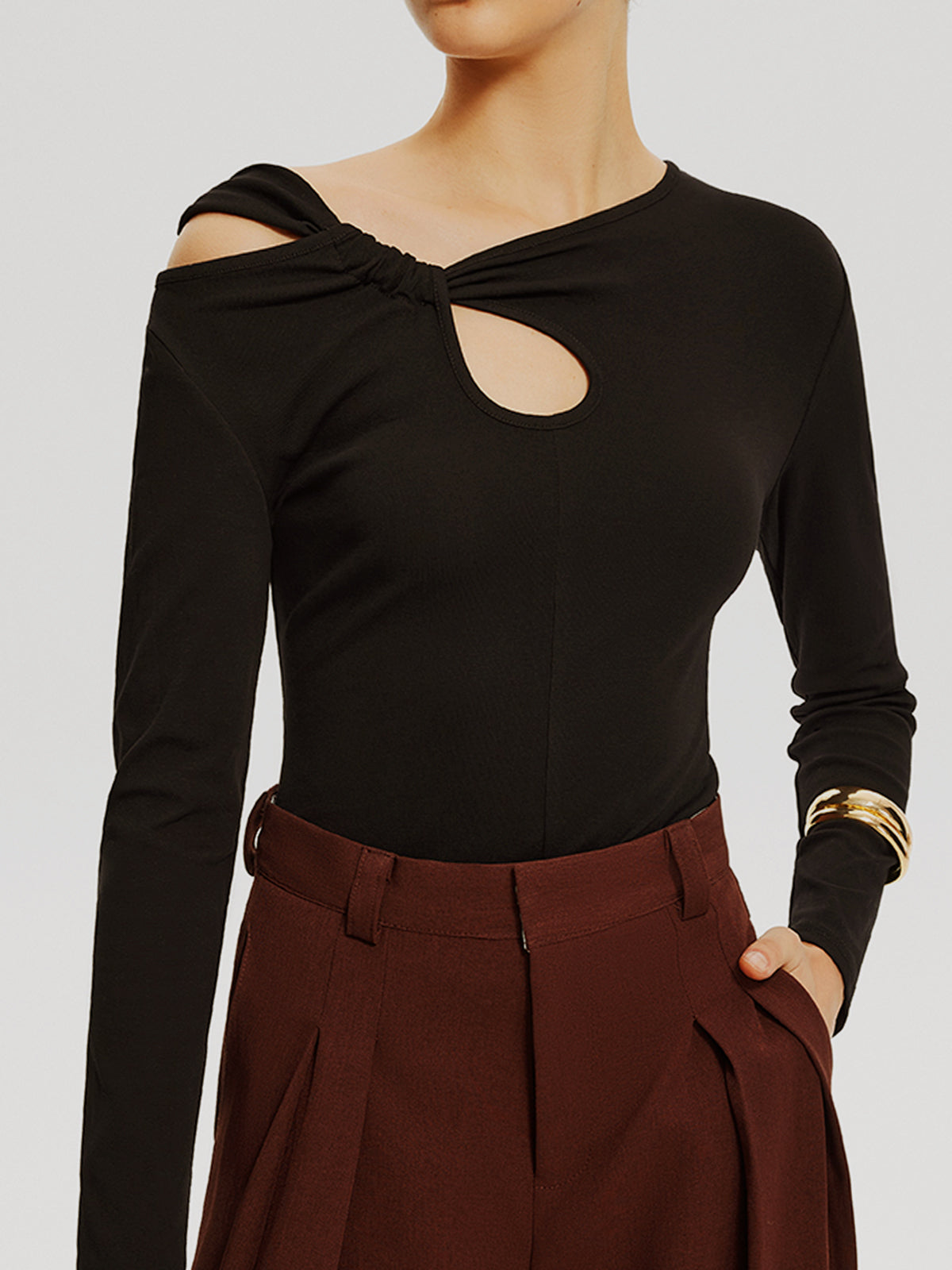 Mia | Asymmetrisches geknotetes Jersey-Top