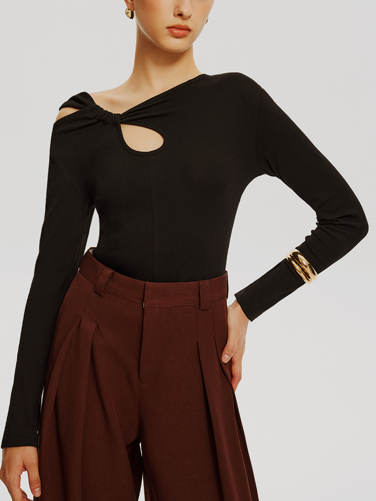 Mia | Asymmetrisches geknotetes Jersey-Top