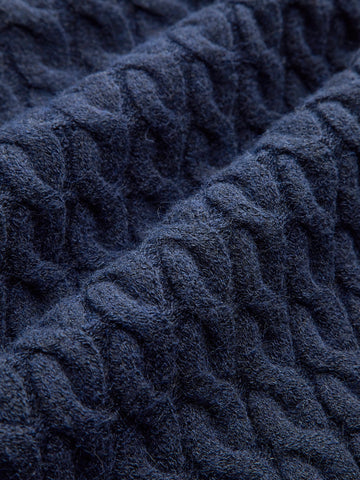 Clara | Stilvolle Strickbluse mit Kontrastdetails