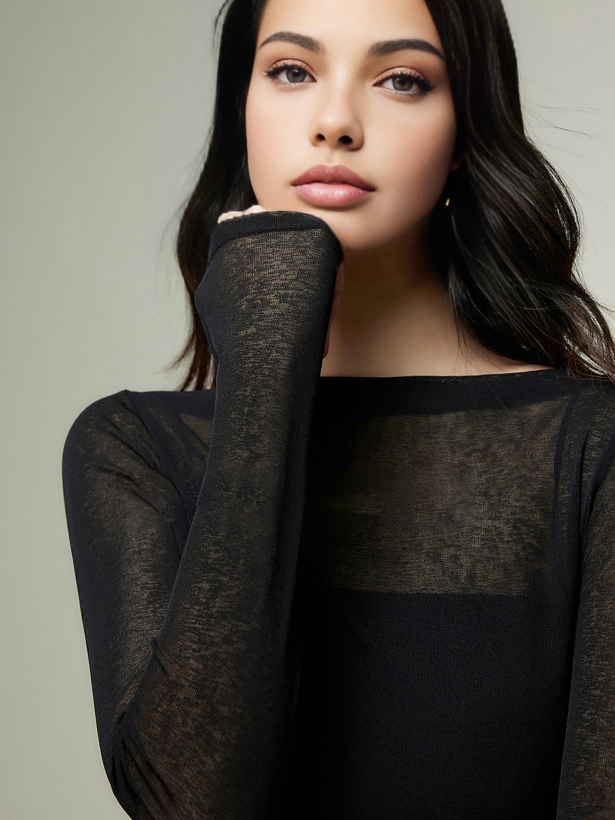 Clara | Elegantes Slim-Jersey-Top mit geradeem Ausschnitt