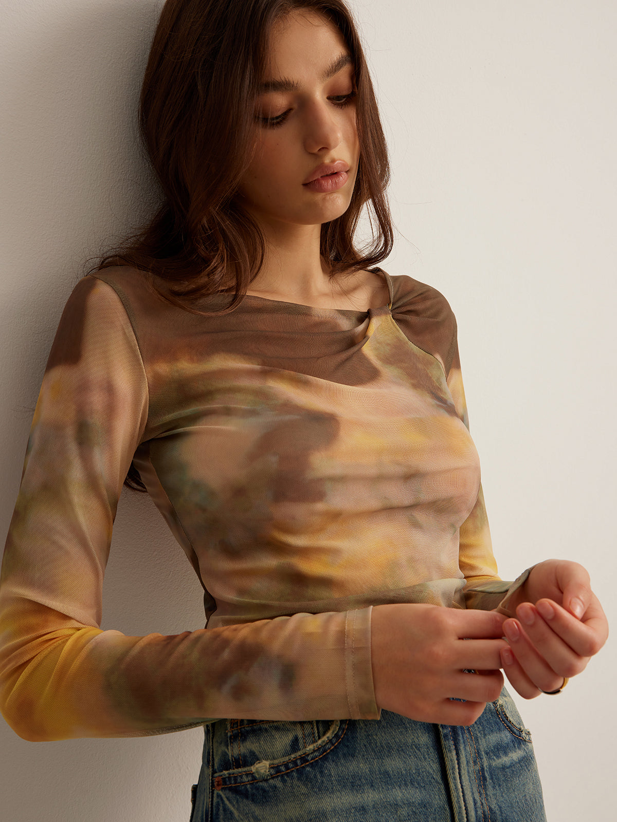 Clara | Stilvolle Tye Dye Mesh Bluse