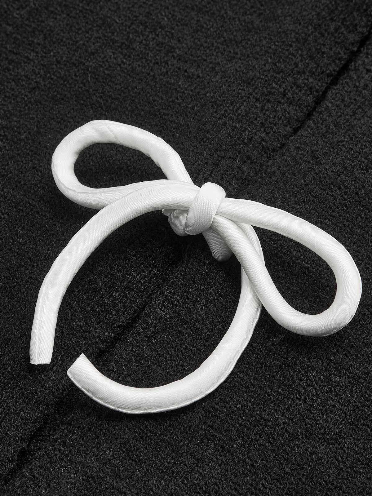 Henrietta | Eleganter Bow Front Shift Pullover