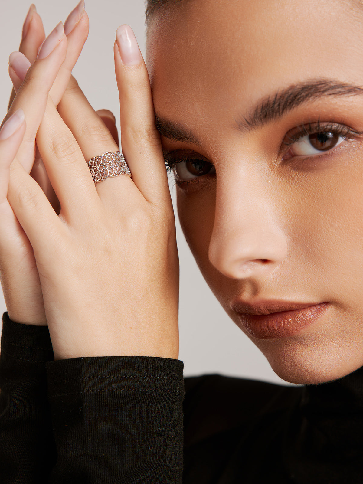 Clara | Tunnel Metal Lace Offener Ring