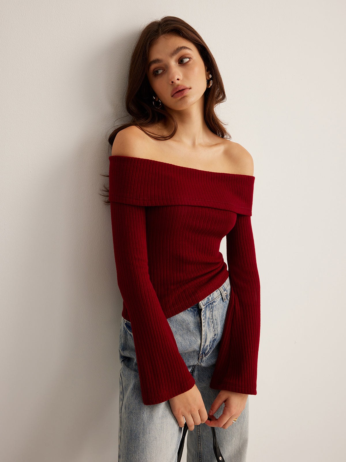 Leonie | Off-Shoulder Rippstrick Slim Top