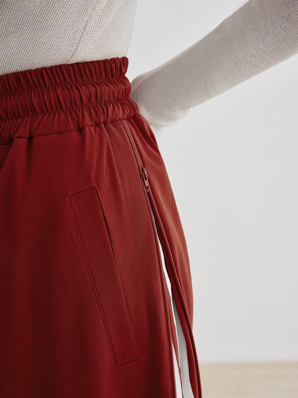 Felix | Modische Jogginghosen mit Kordelzug und Streifenmotiv