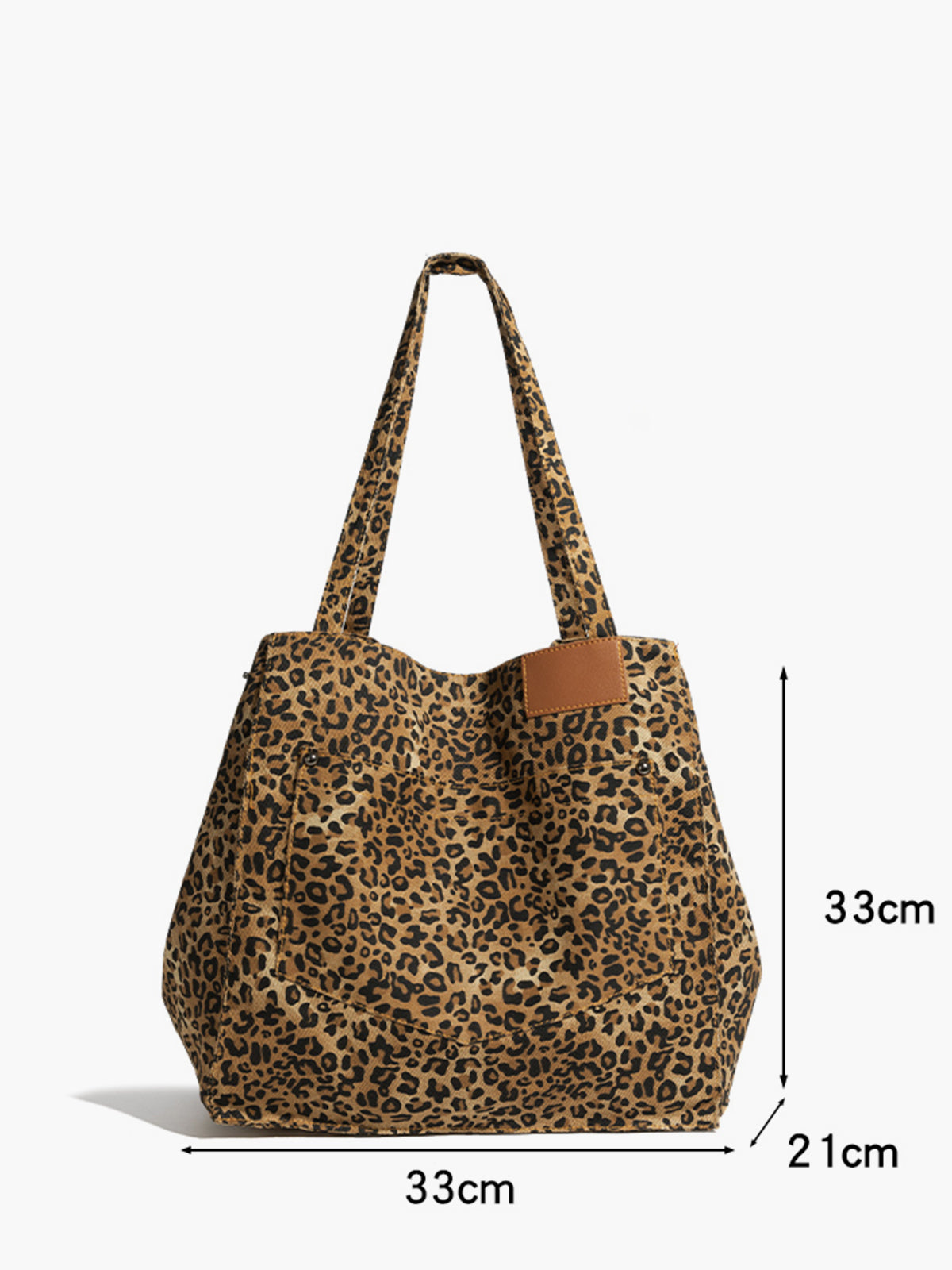 Leonie | Geräumige Hobo-Tasche im Leopardenmuster