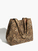 Leonie | Geräumige Hobo-Tasche im Leopardenmuster