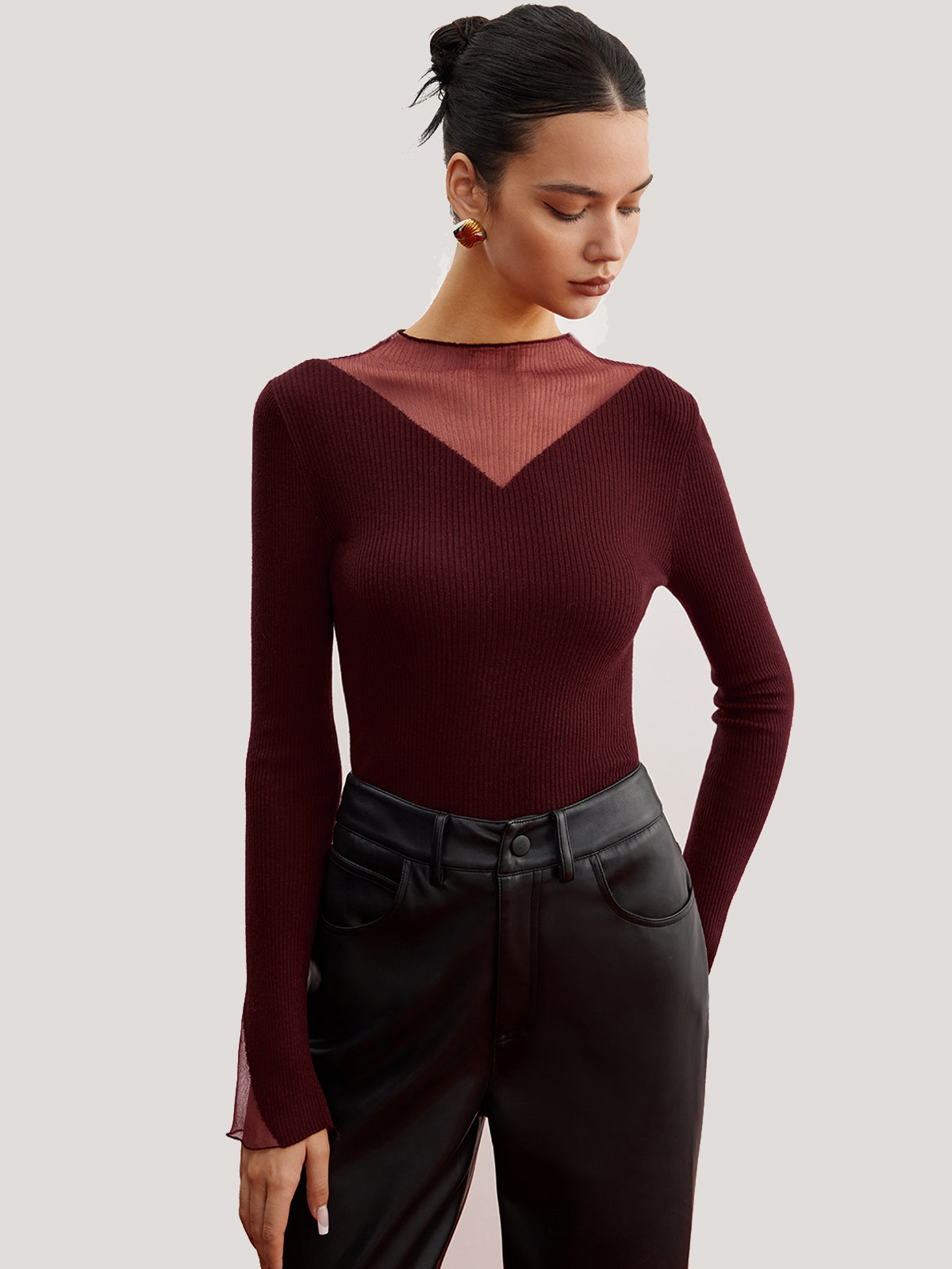 Laura | Minimalistischer Ribbed Stretch Pullover